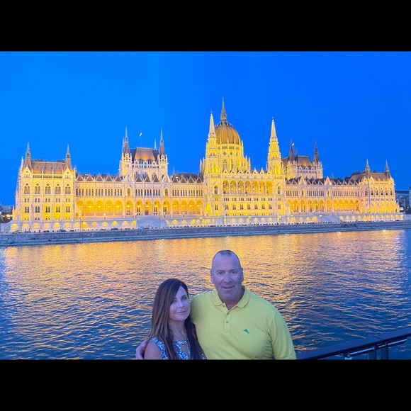 Meet your Posher, Michelle - Picture 3 of 5